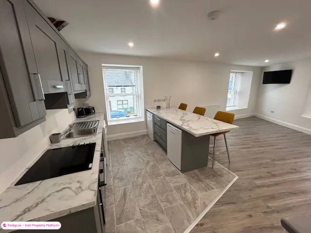 End of terrace house for Sale in Ennis, Clare