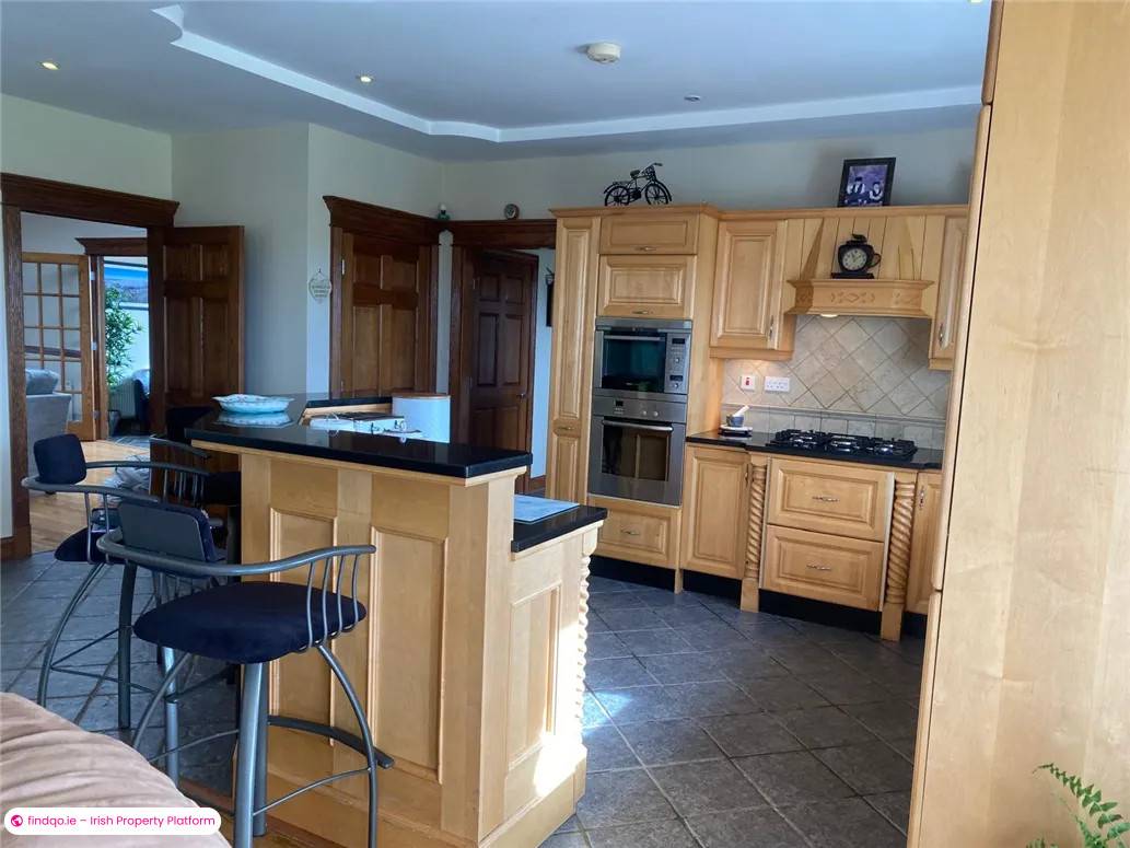 Detached house for Sale in Doonbeg, Clare