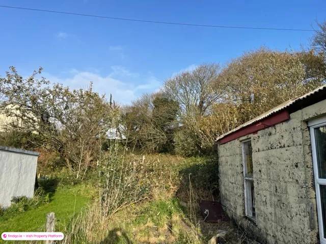 Detached house for Sale in Ennis, Clare