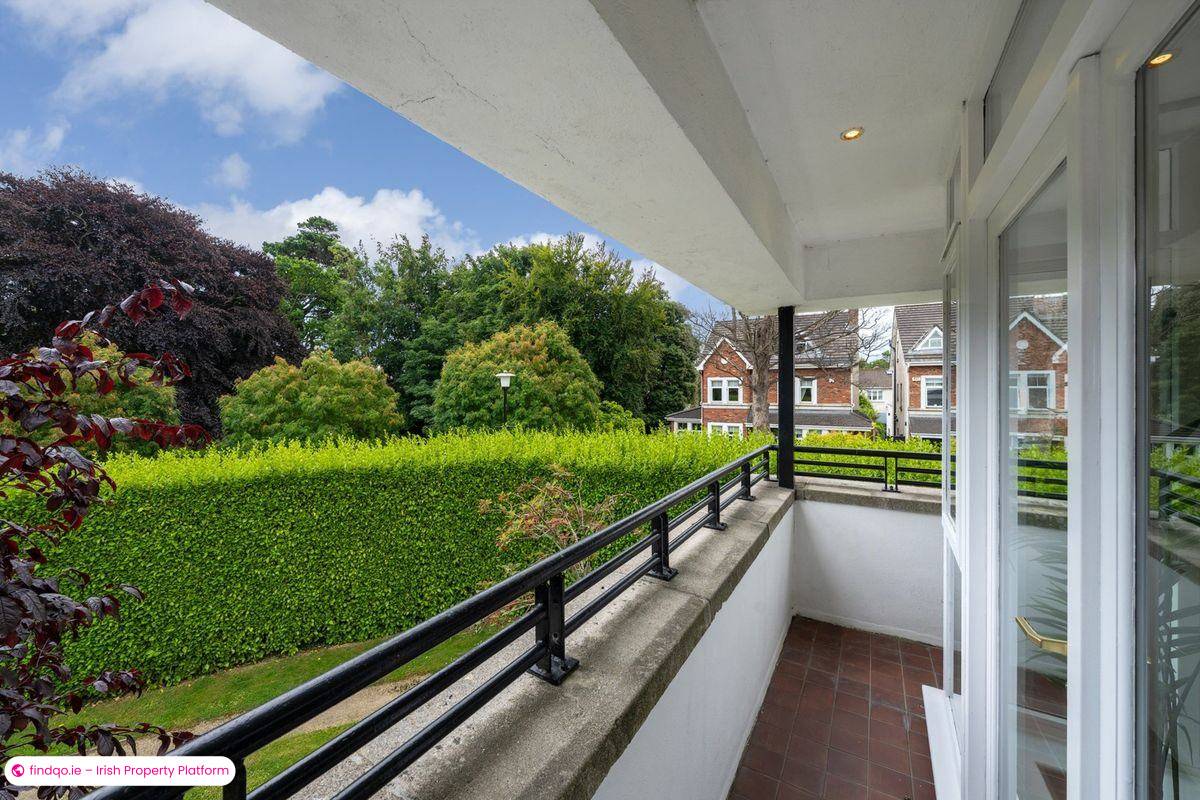 Apartment for Sale in Dublin 18