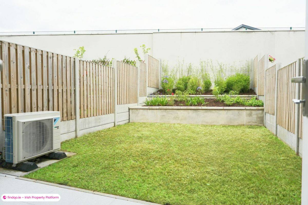 Terraced house for Sale in Dublin 18