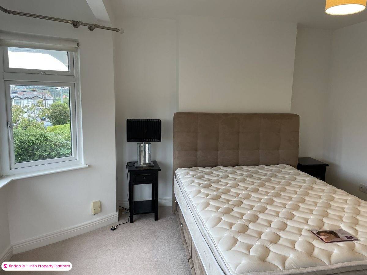 3 Bedroom House for Rent in Mount Merrion, Dublin (County)