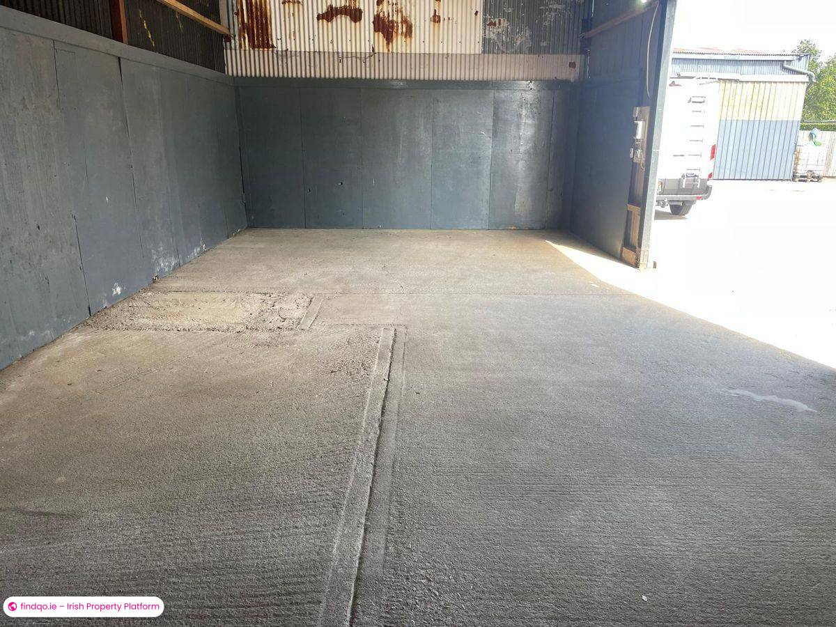 Industrial Unit for Rent in Carragh, Kildare