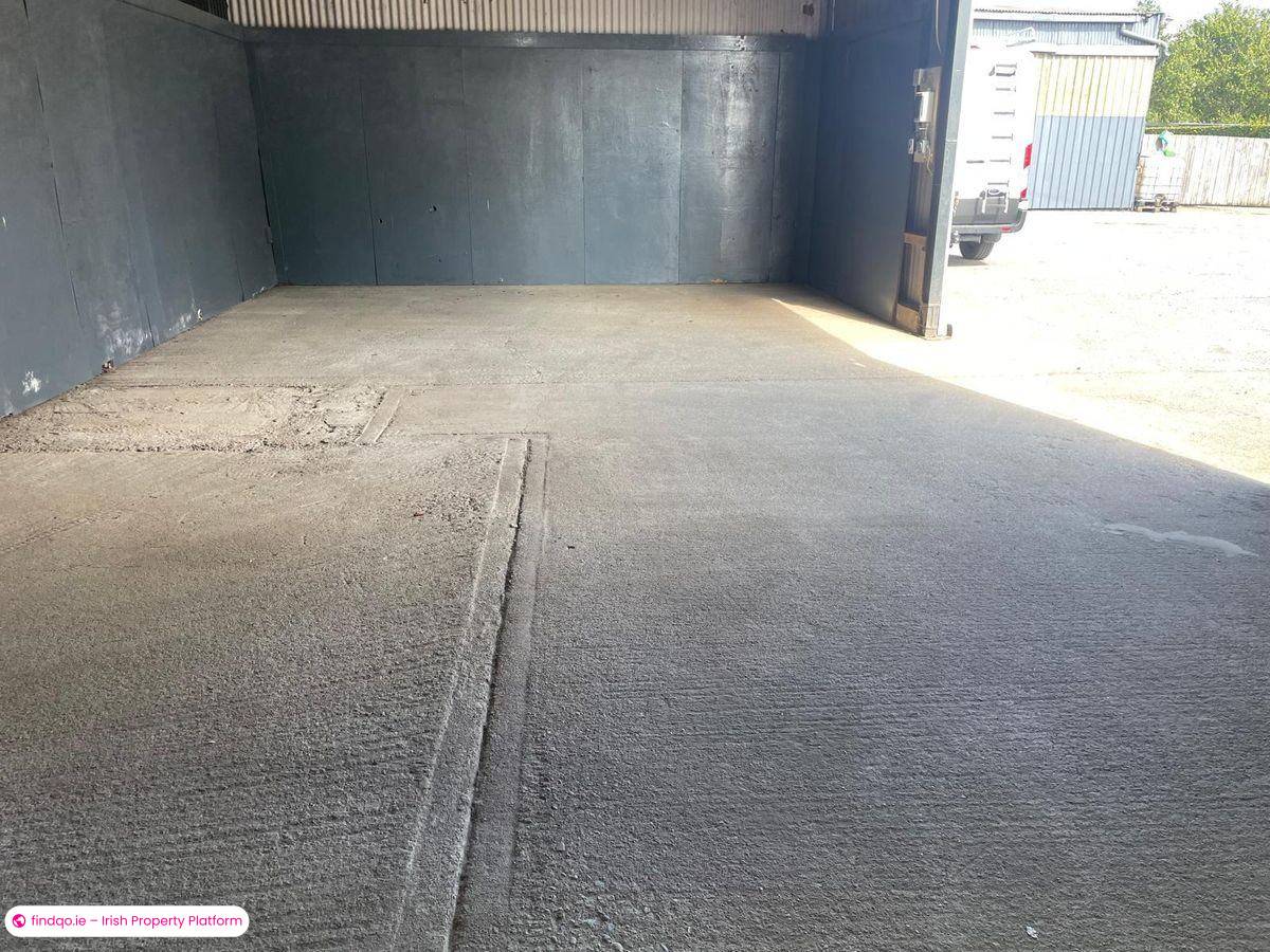 Industrial Unit for Rent in Carragh, Kildare