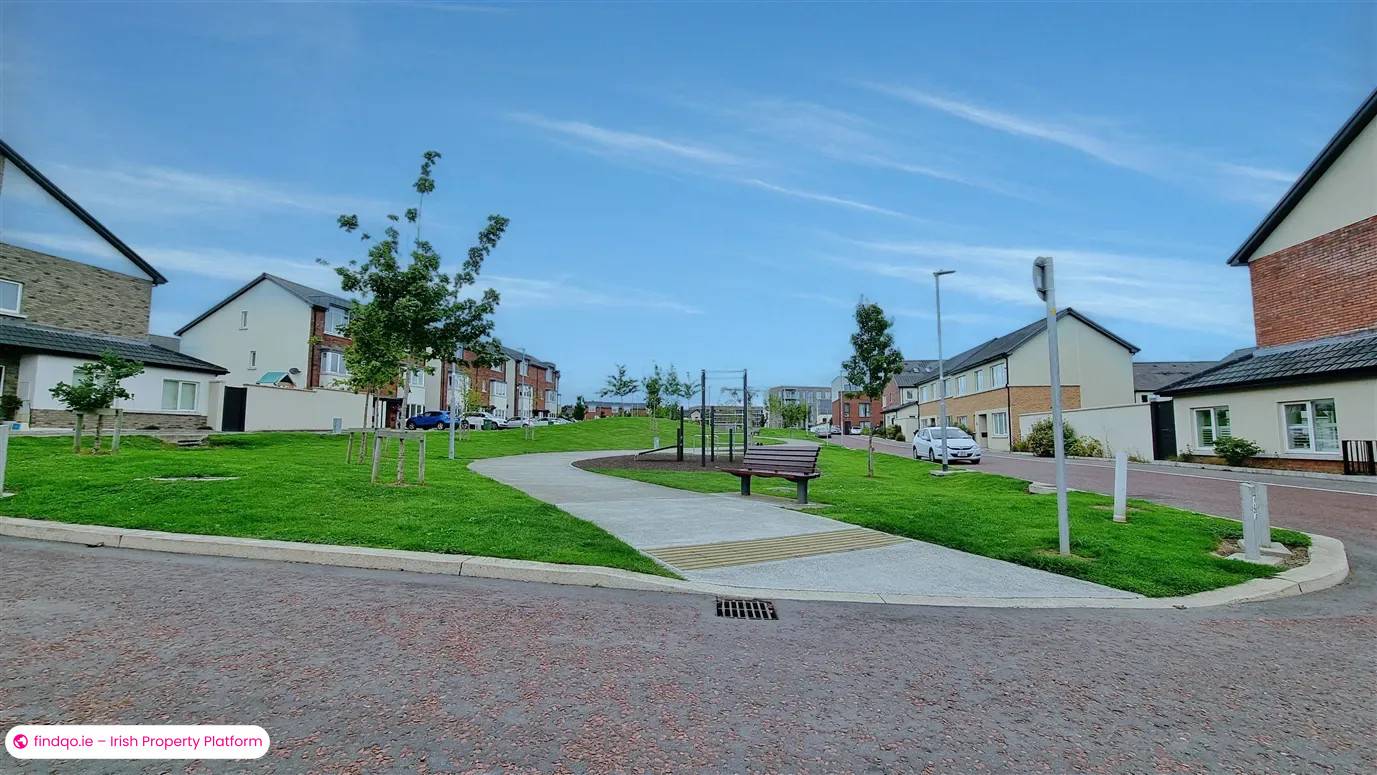 4 Bedroom House for Rent in Leopardstown, Dublin 18