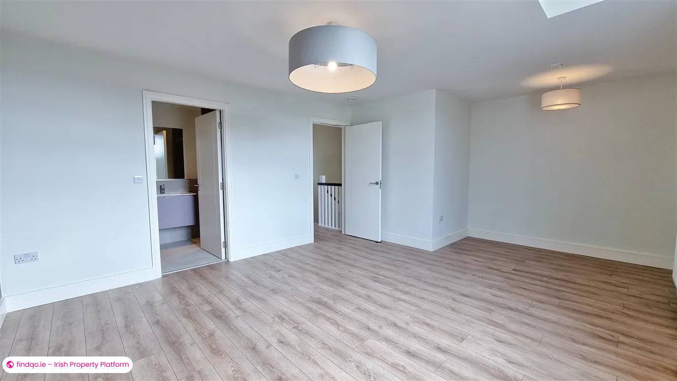 4 Bedroom House for Rent in Leopardstown, Dublin 18