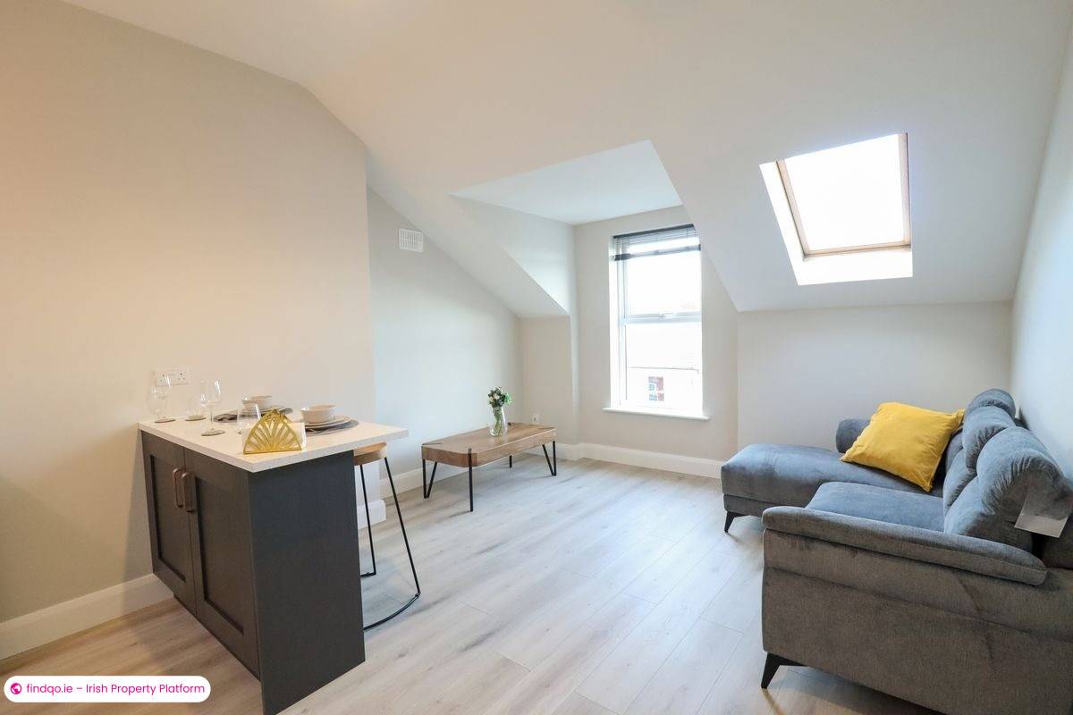 Rent a Furnished 1 Bedroom Apartment with Modern Conveniences in Sandymount Dublin 4