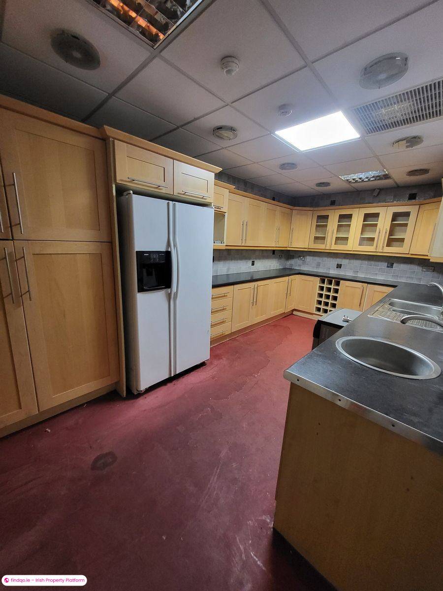 Industrial Unit for Rent in Santry, Dublin 9