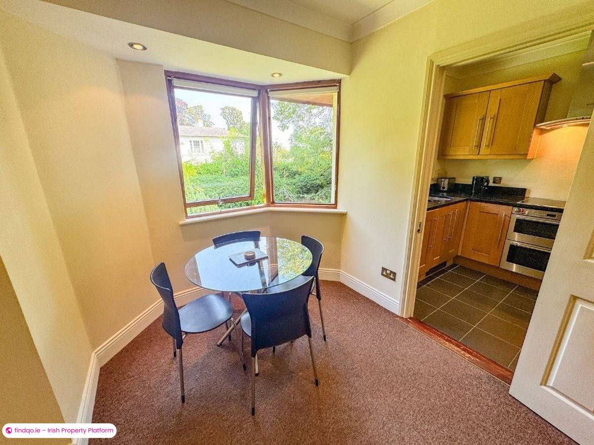 1 Bedroom Apartment for Rent in Monkstown, Dublin (County)