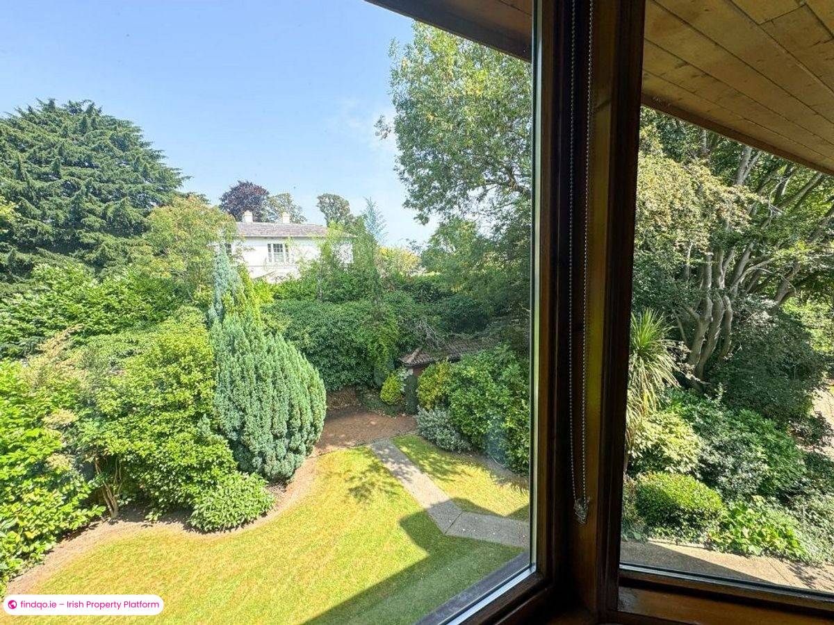 1 Bedroom Apartment for Rent in Monkstown, Dublin (County)