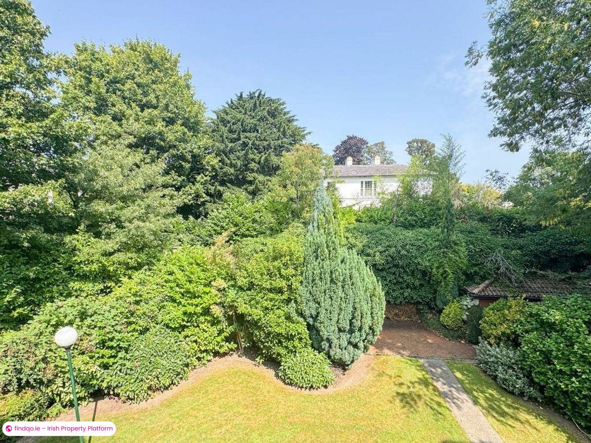 1 Bedroom Apartment for Rent in Monkstown, Dublin (County)