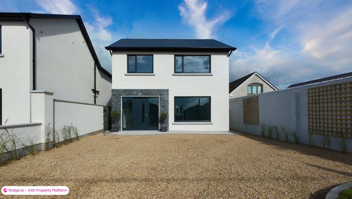 Detached house for Sale in Rush, Dublin (County)