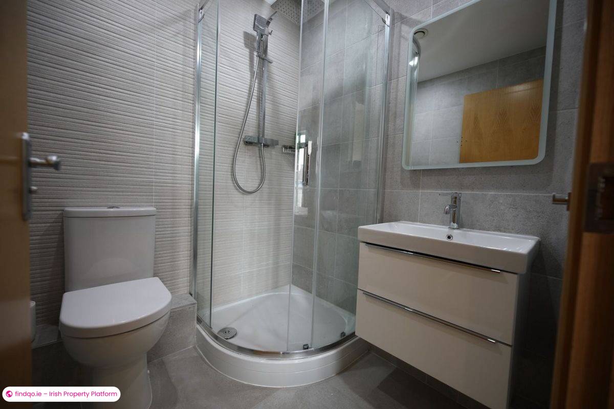 2 Bedroom Apartment for Rent in Carrickmines, Dublin 18
