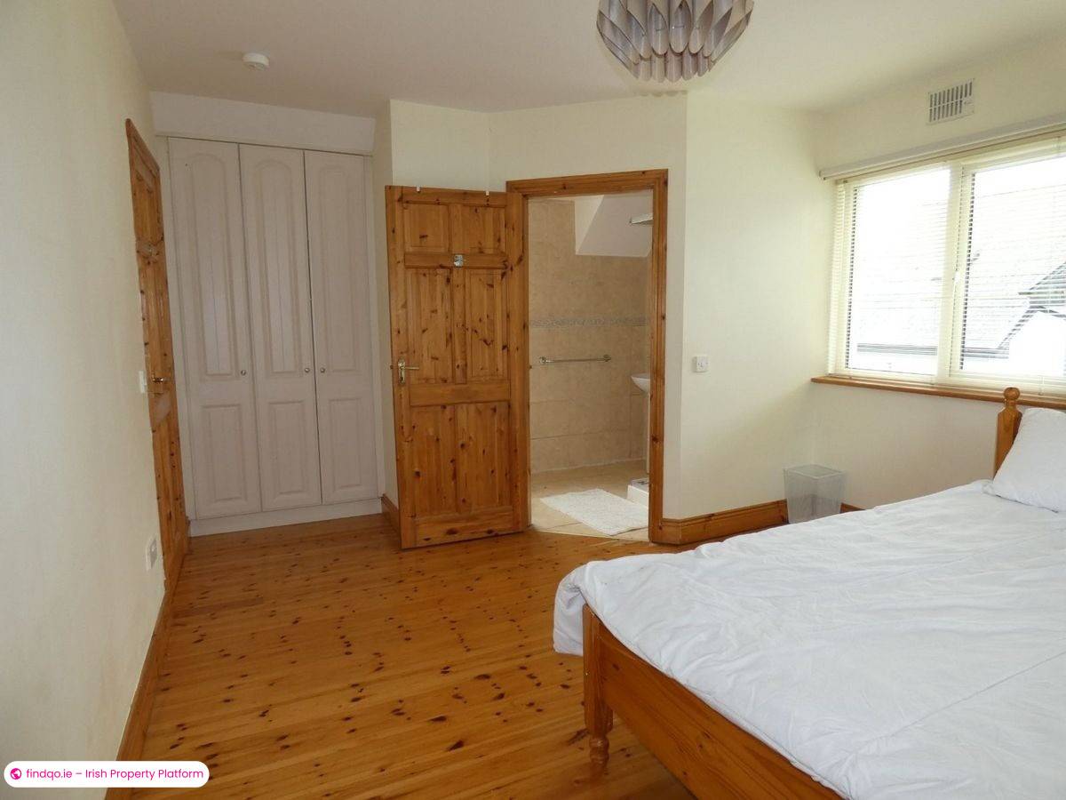 4 Bedroom House for Rent in Shannon, Clare