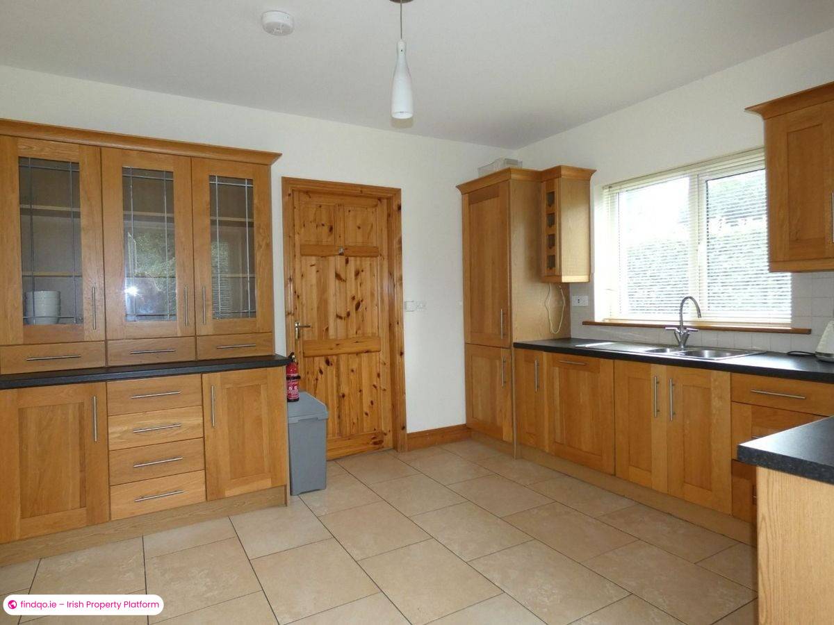 4 Bedroom House for Rent in Shannon, Clare