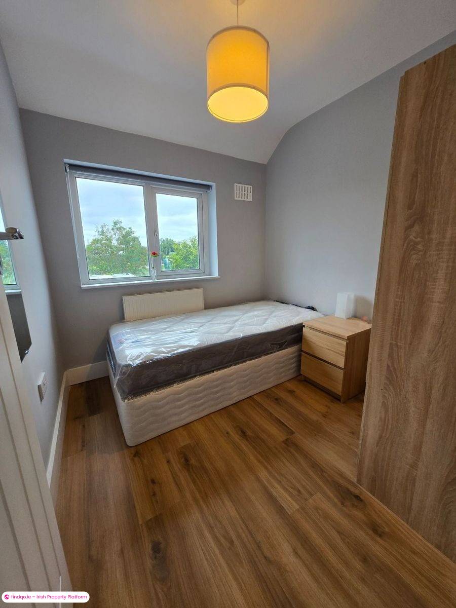 5 Bedroom House for Rent in Kilmore, Dublin 5