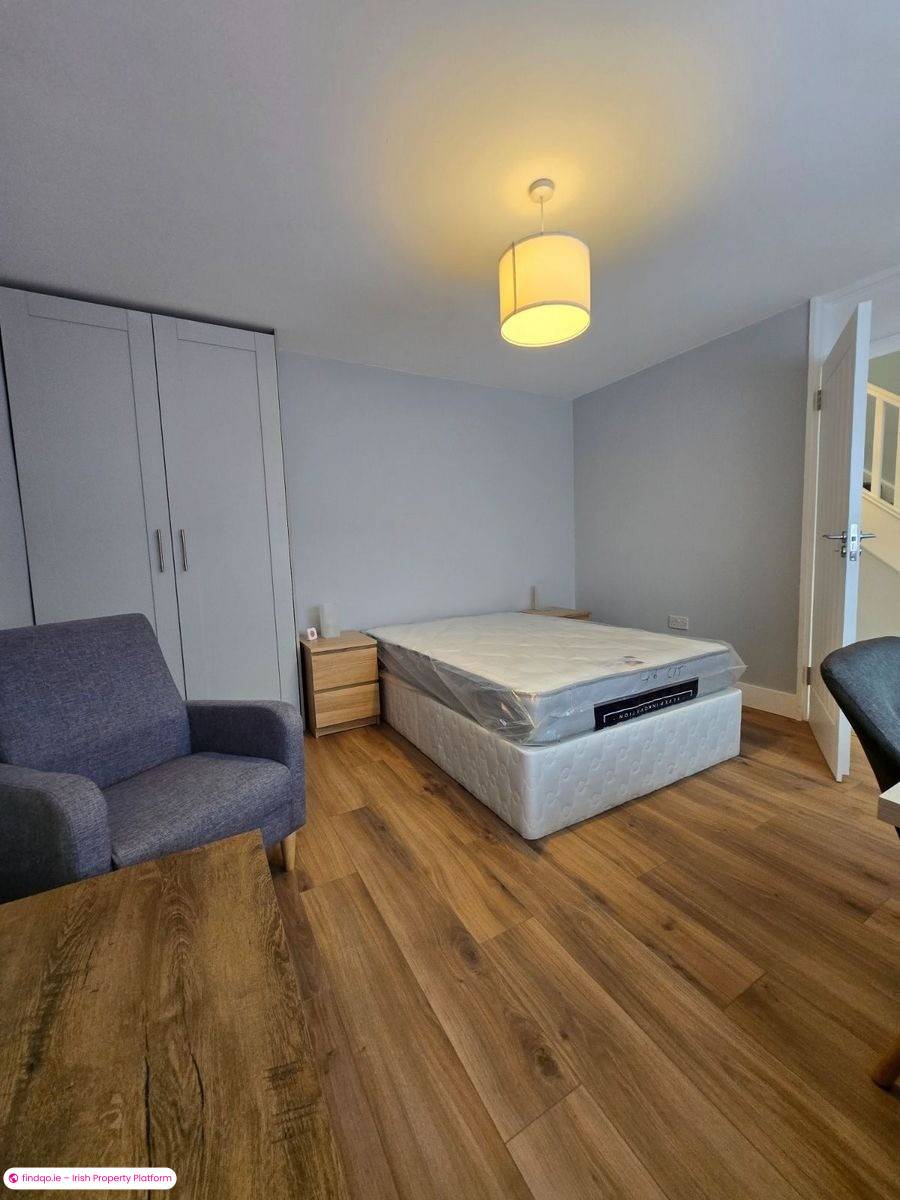 5 Bedroom House for Rent in Kilmore, Dublin 5