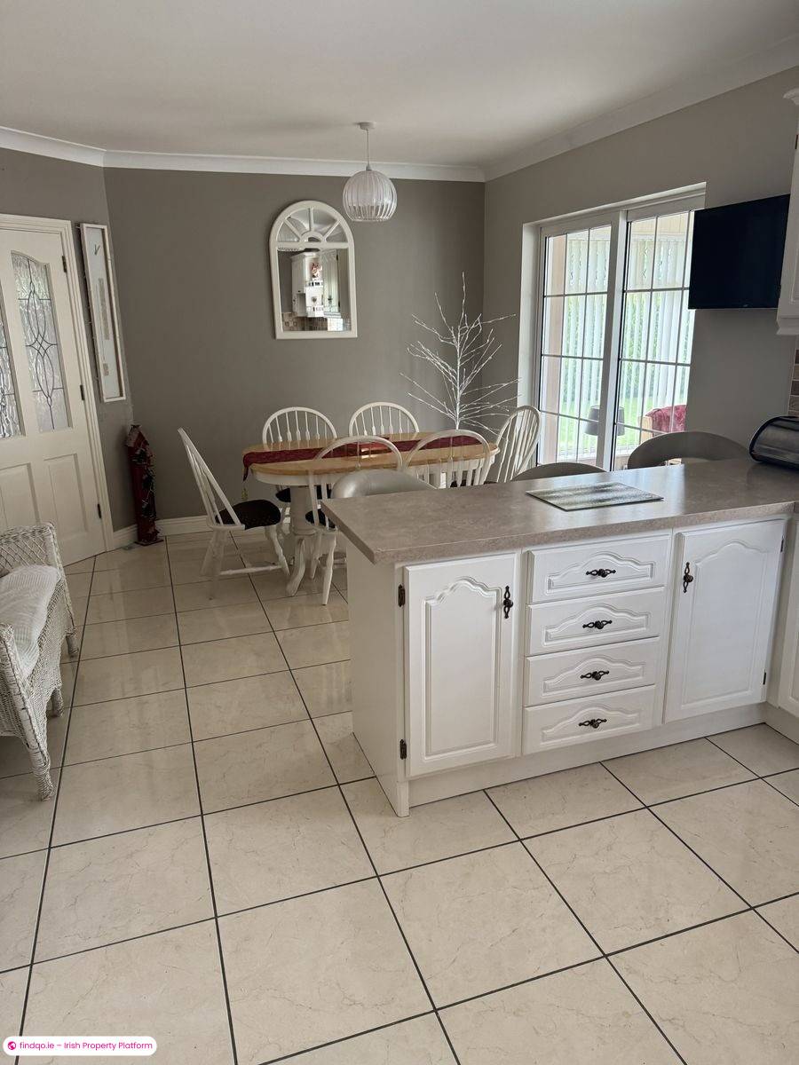 4 Bedroom House for Rent in Craughwell, Galway