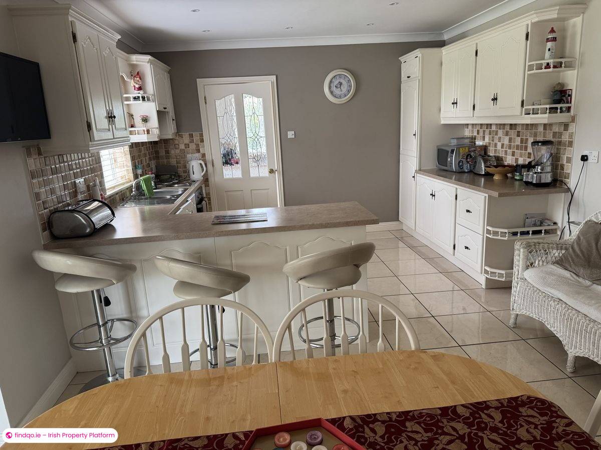 4 Bedroom House for Rent in Craughwell, Galway