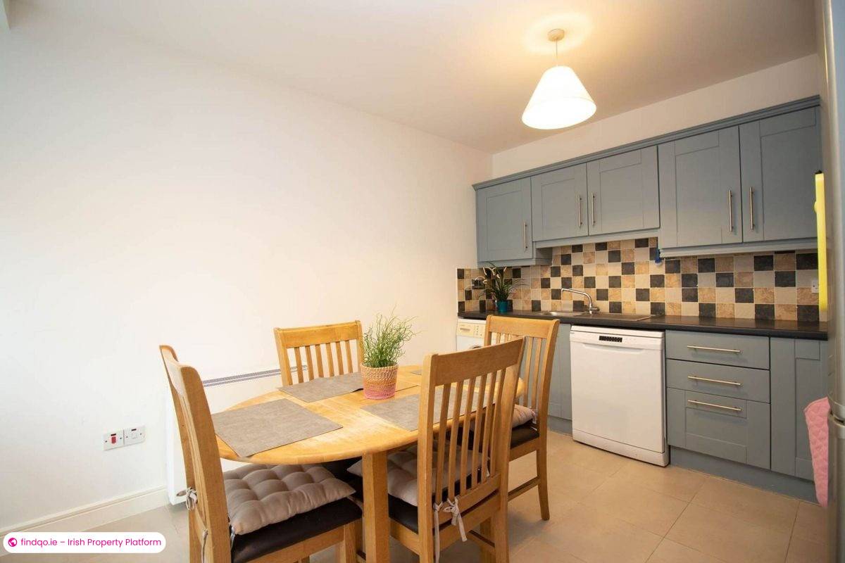 2 Bedroom House for Rent in Cavan, Cavan
