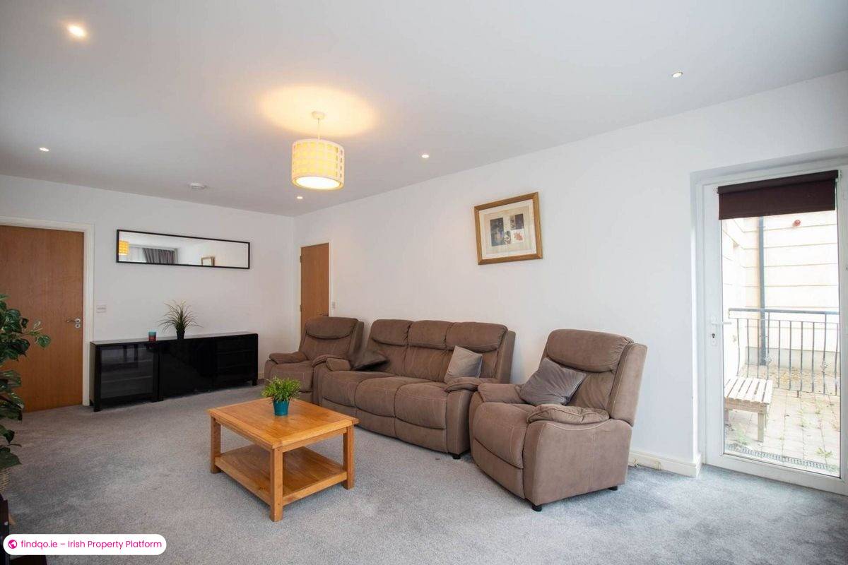 2 Bedroom House for Rent in Cavan, Cavan