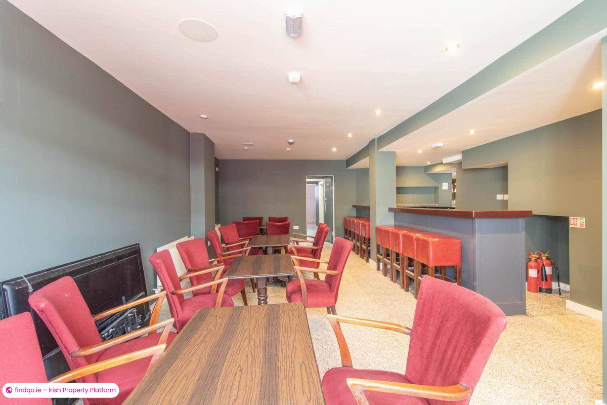 Restaurant / Bar / Hotel for Rent in Ballyjamesduff, Cavan