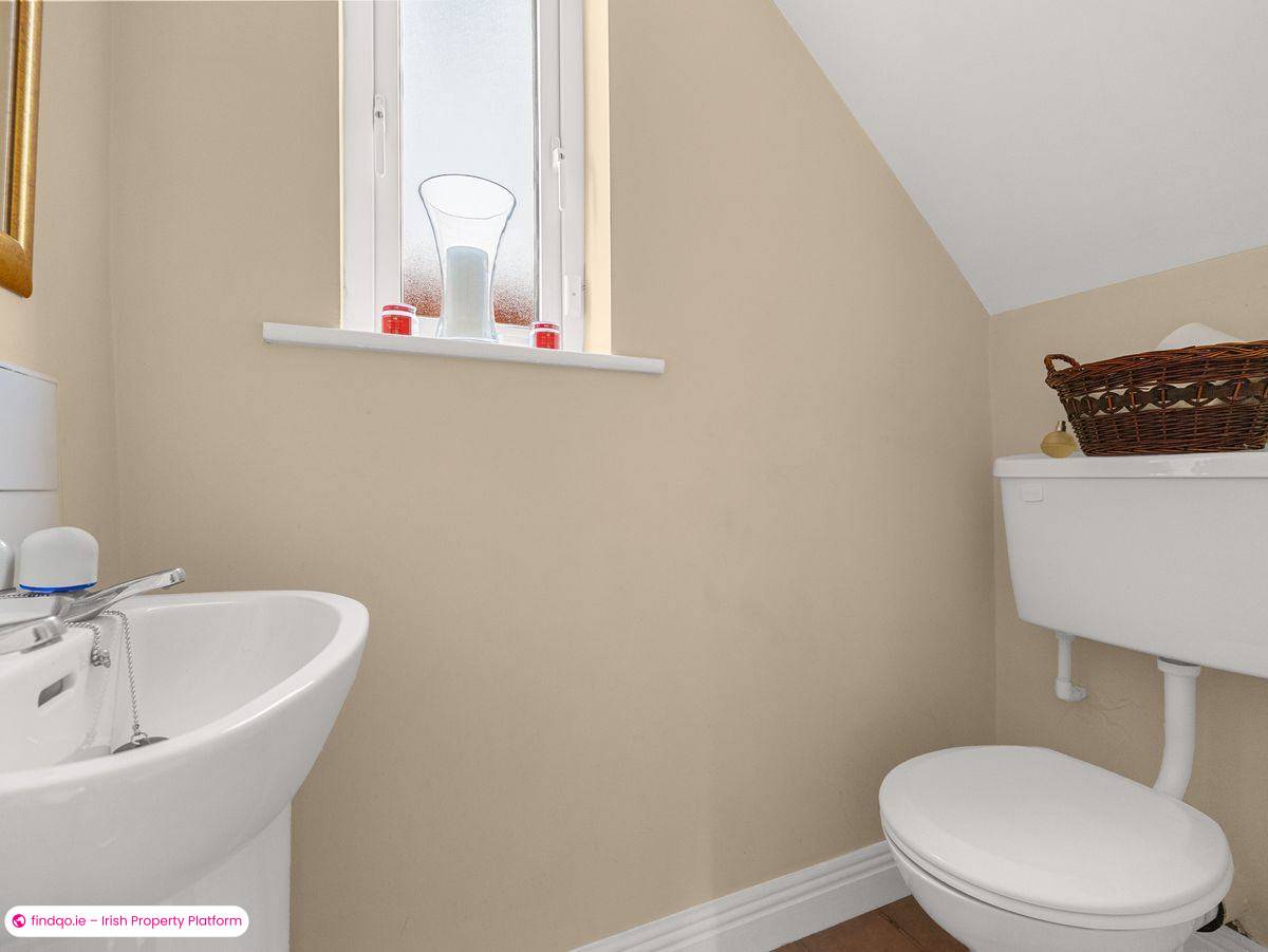 Semi-detached house for Sale in Dublin 16