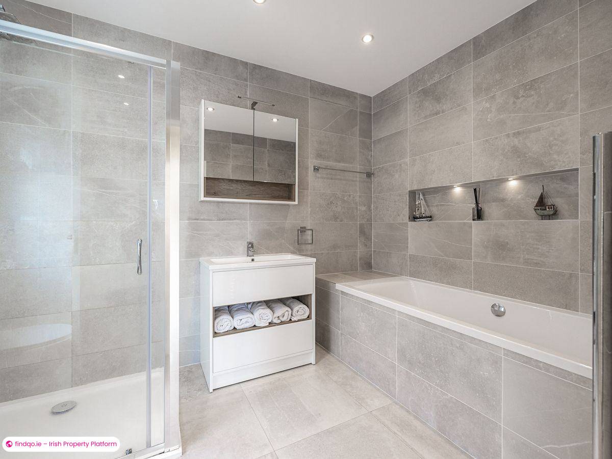 Detached house for Sale in Naas, Kildare