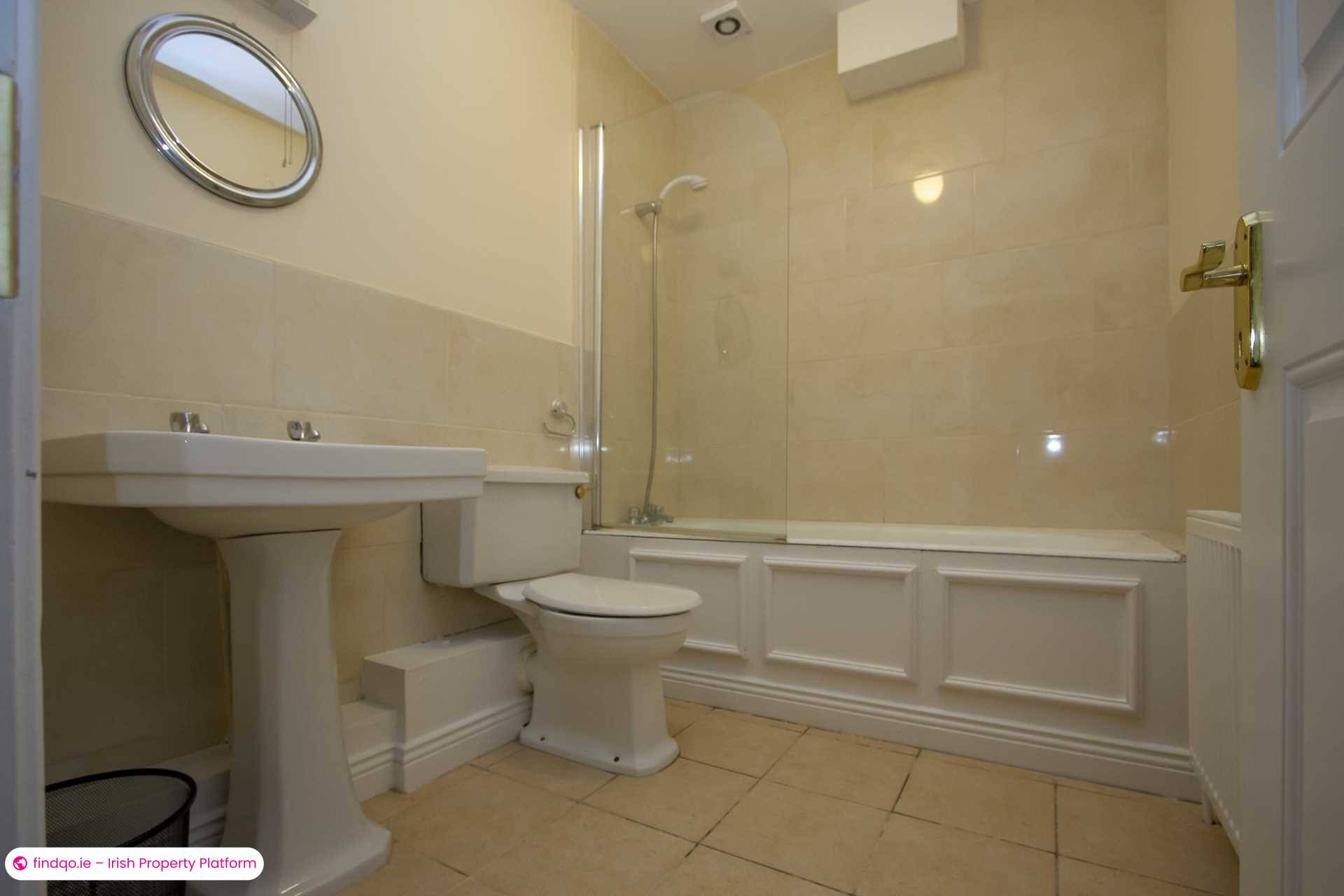 4 Bedroom  for Sharing in Booterstown, Dublin (County)