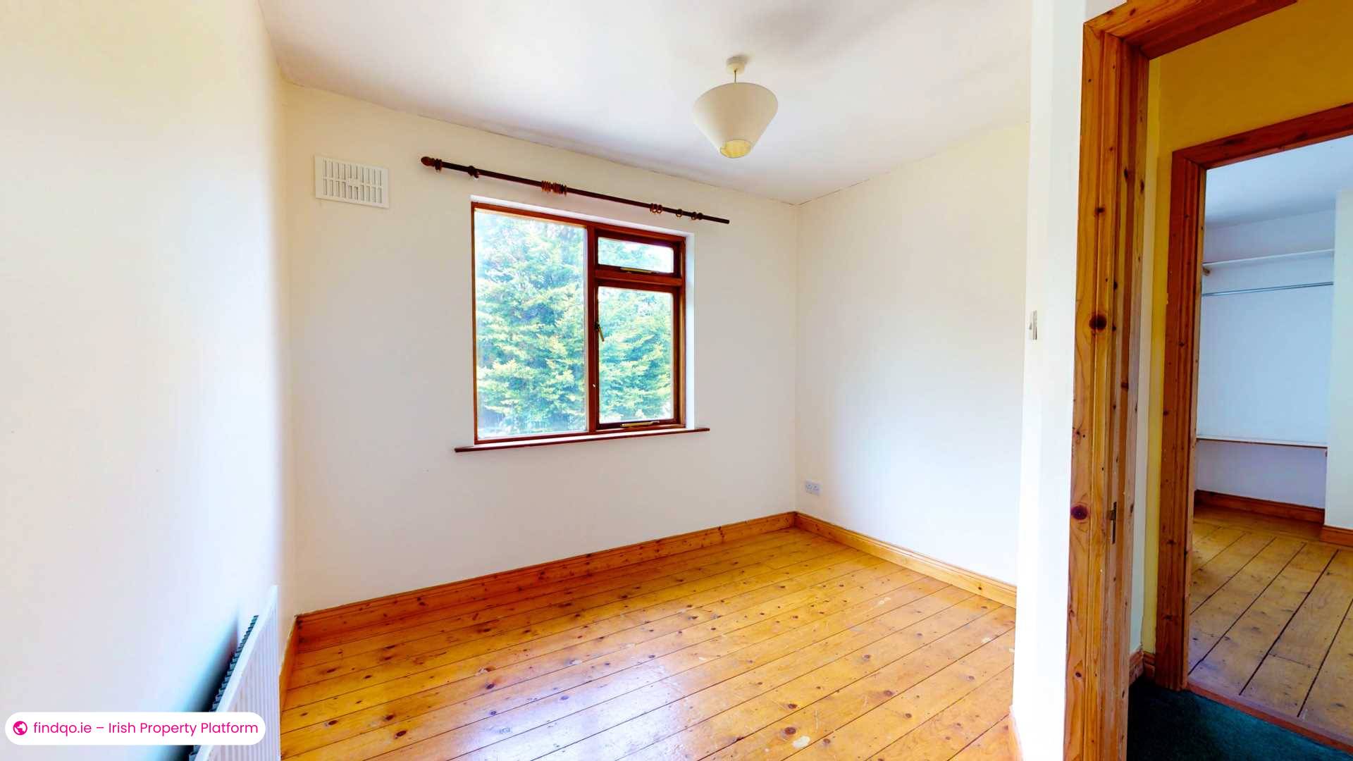 Detached house for Sale in Dublin 18