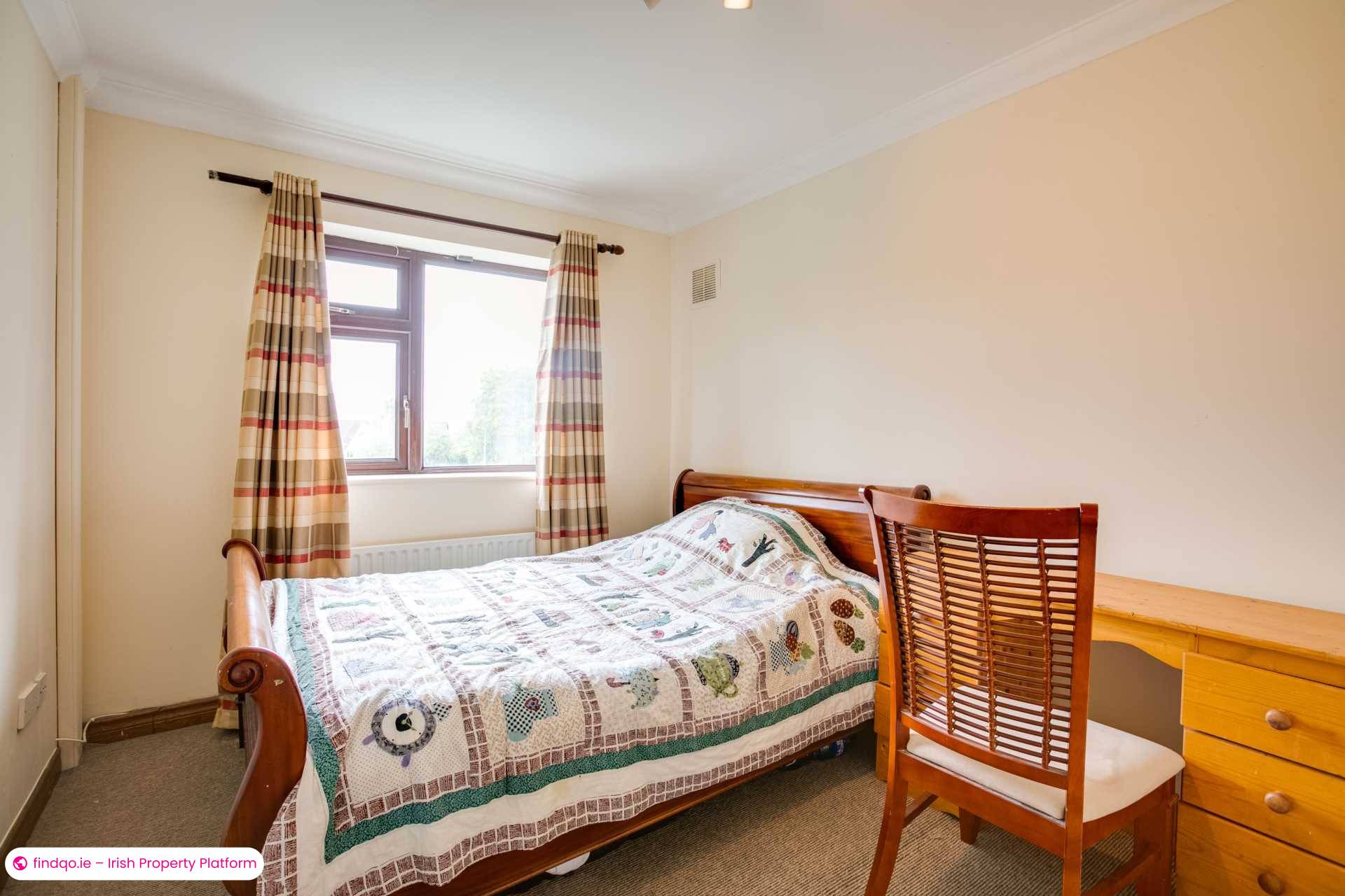 Detached house for Sale in Dublin 18
