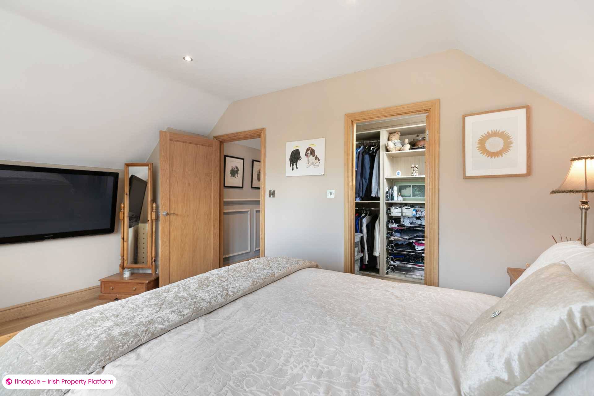 Bungalow for Sale in Dublin 18