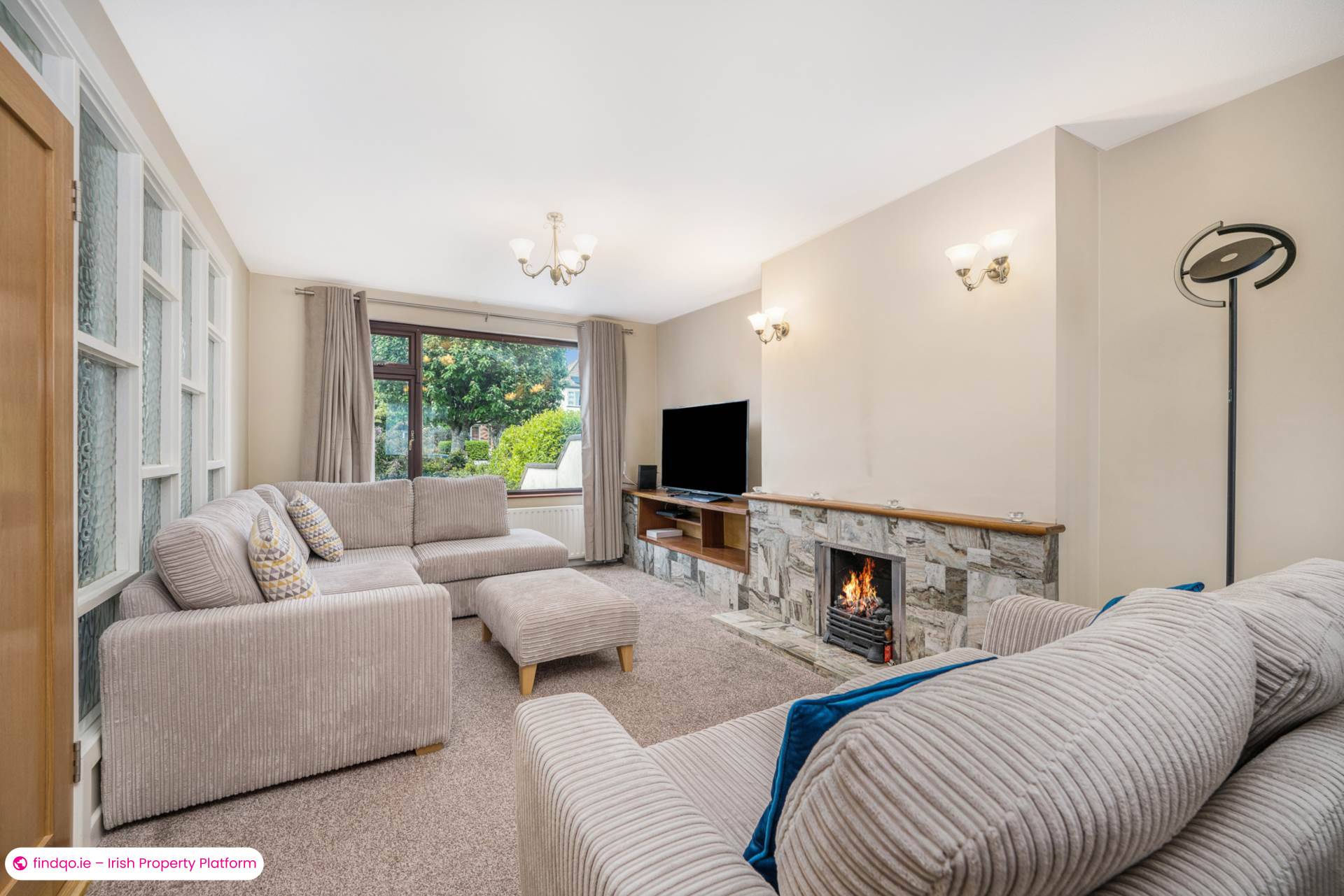 Semi-detached house for Sale in Dublin 16