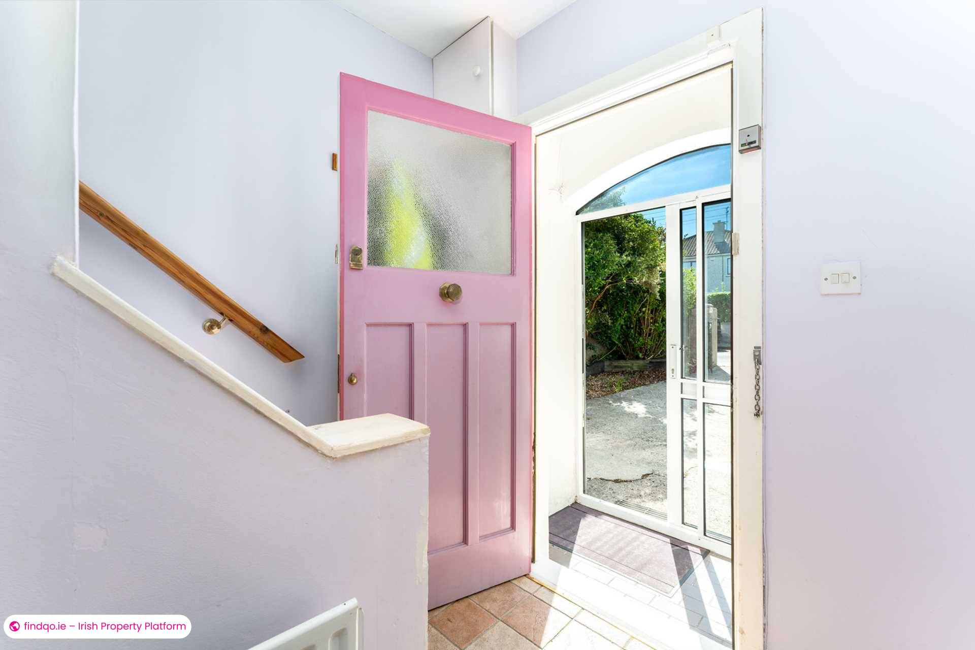 Semi-detached house for Sale in Dun Laoghaire, Dublin (County)