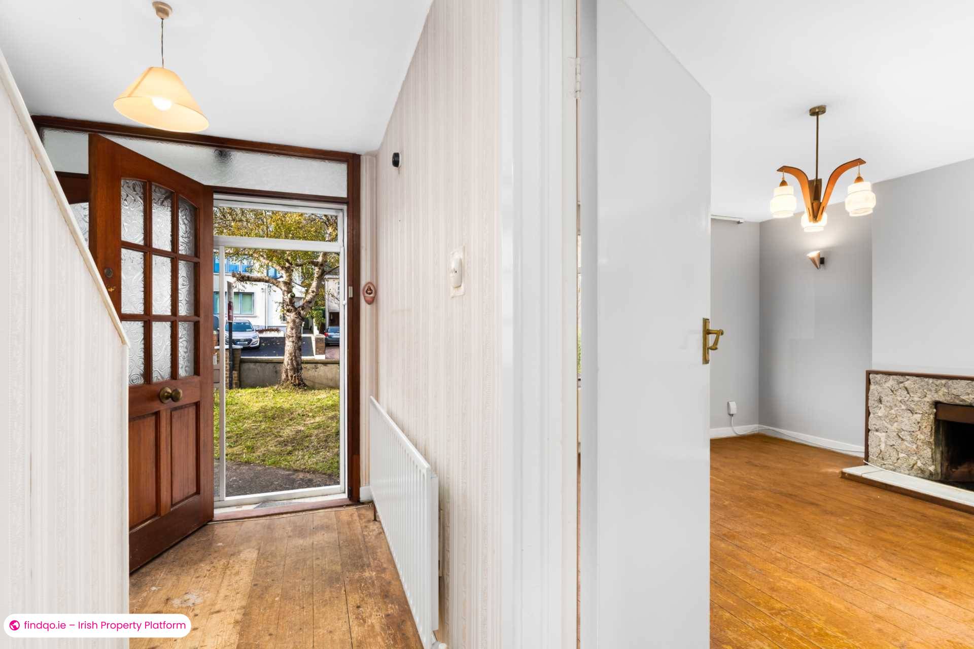 Semi-detached house for Sale in Dublin 16