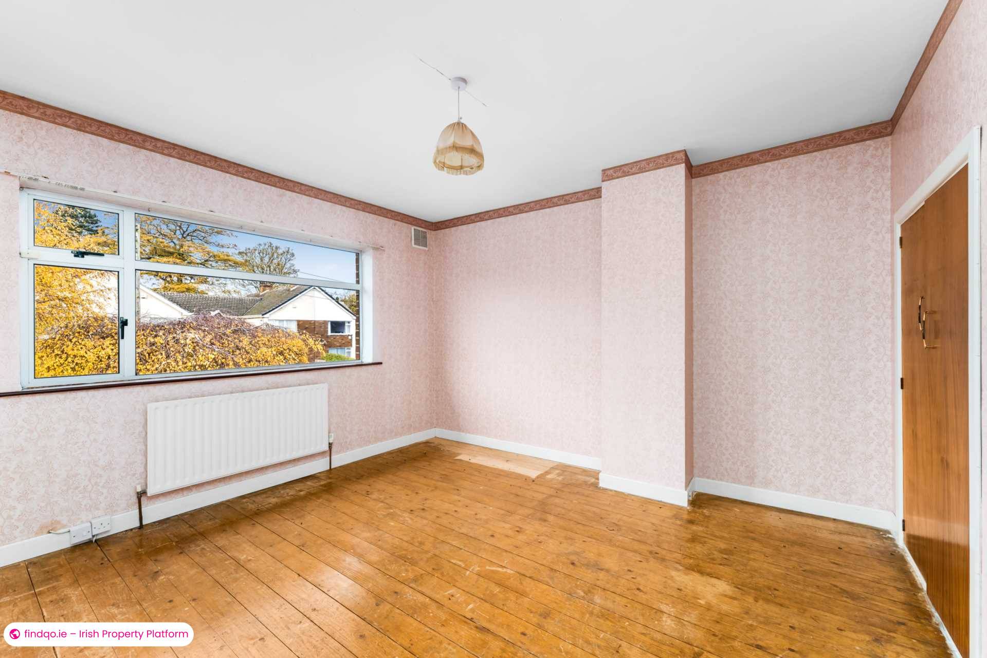 Semi-detached house for Sale in Dublin 16