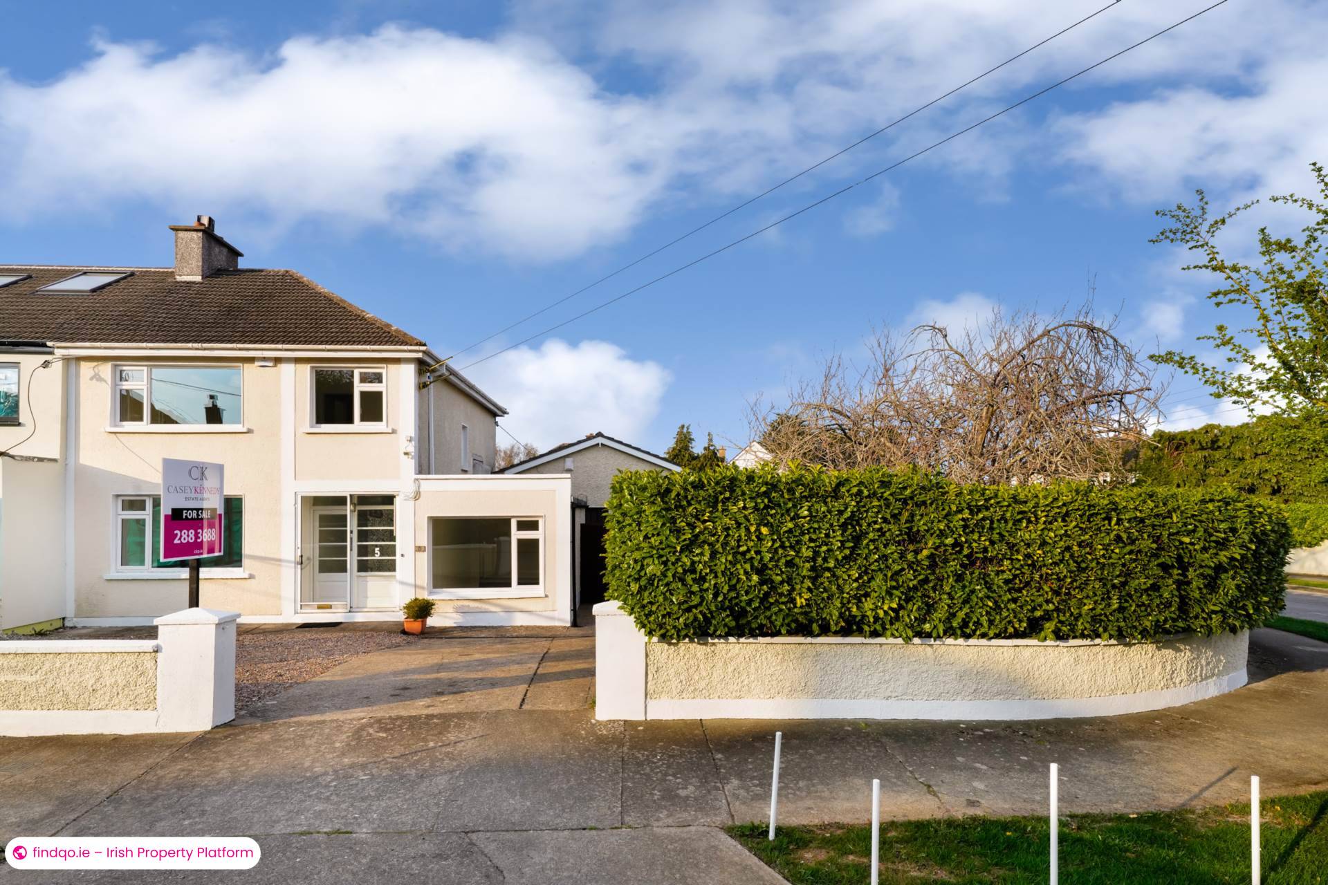 Semi-detached house for Sale in Rathfarnham, Dublin 16
