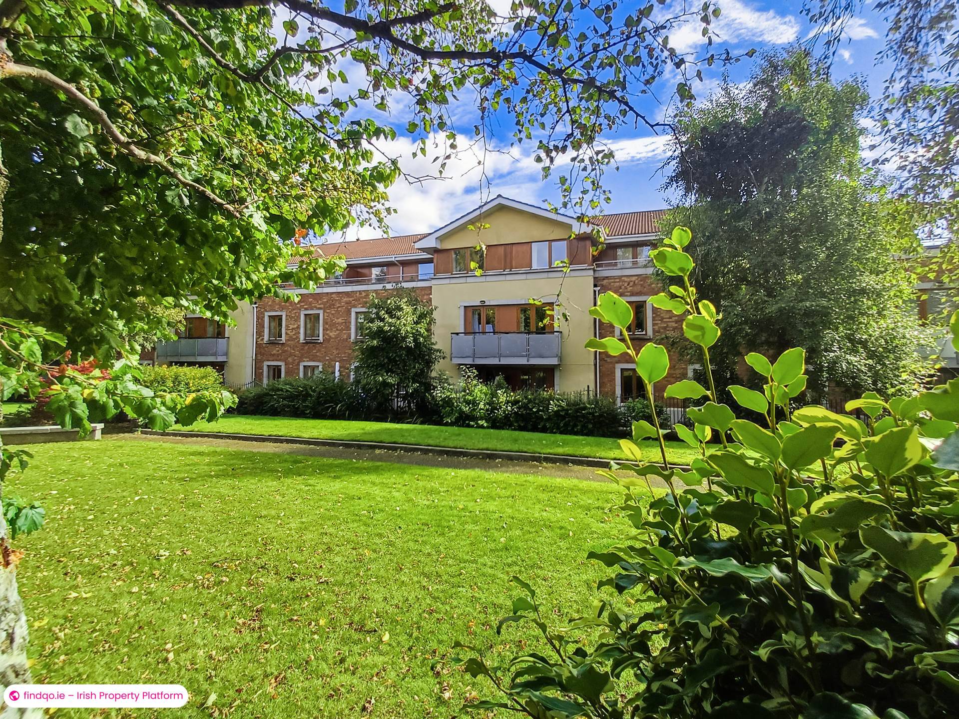 Apartment for Sale in Clonskeagh, Dublin 14
