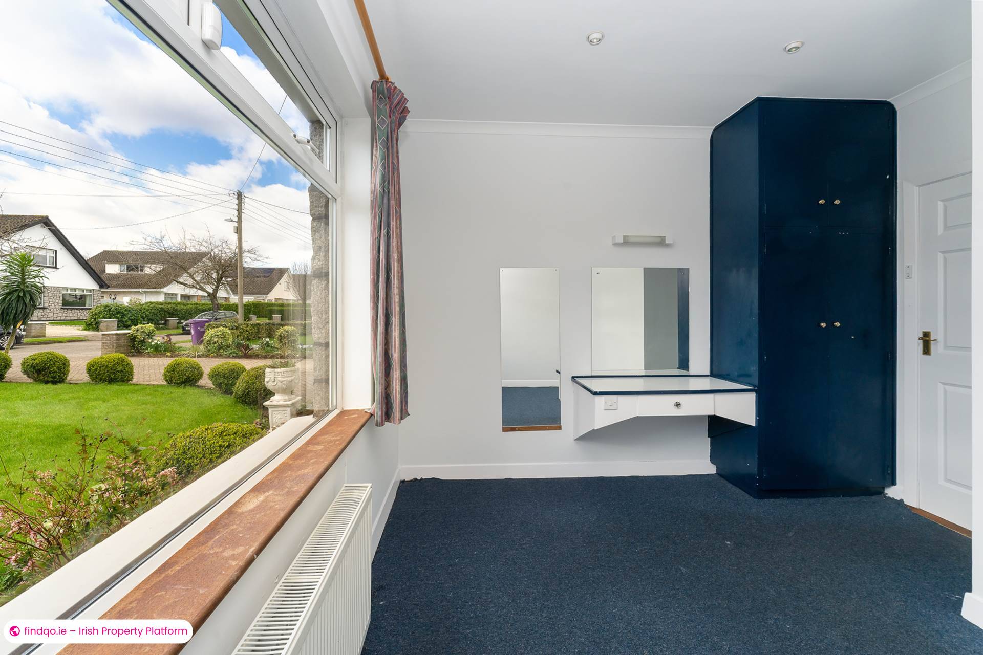 Detached house for Sale in Dublin 18