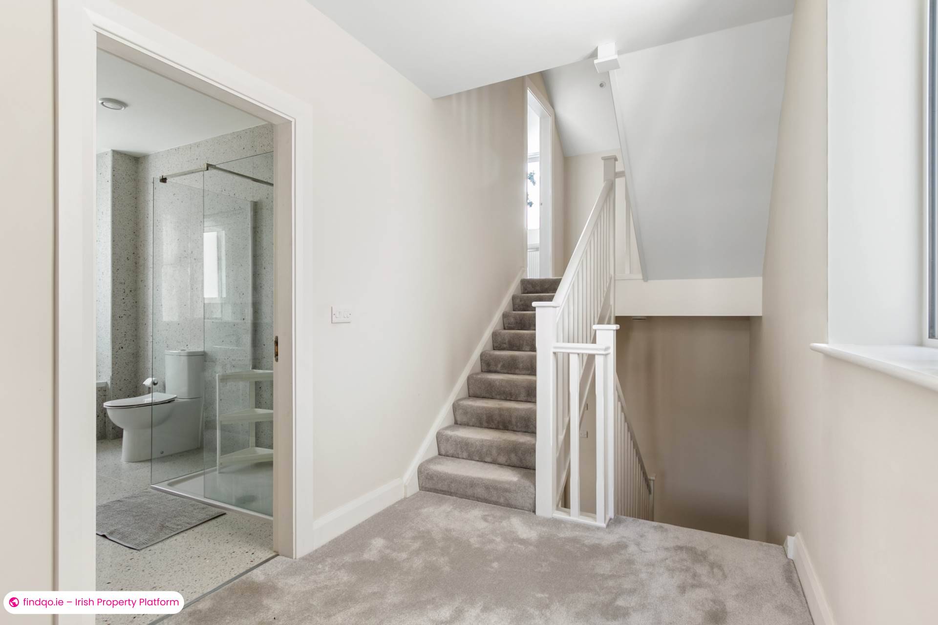 Detached house for Sale in Mount Merrion, Dublin (County)