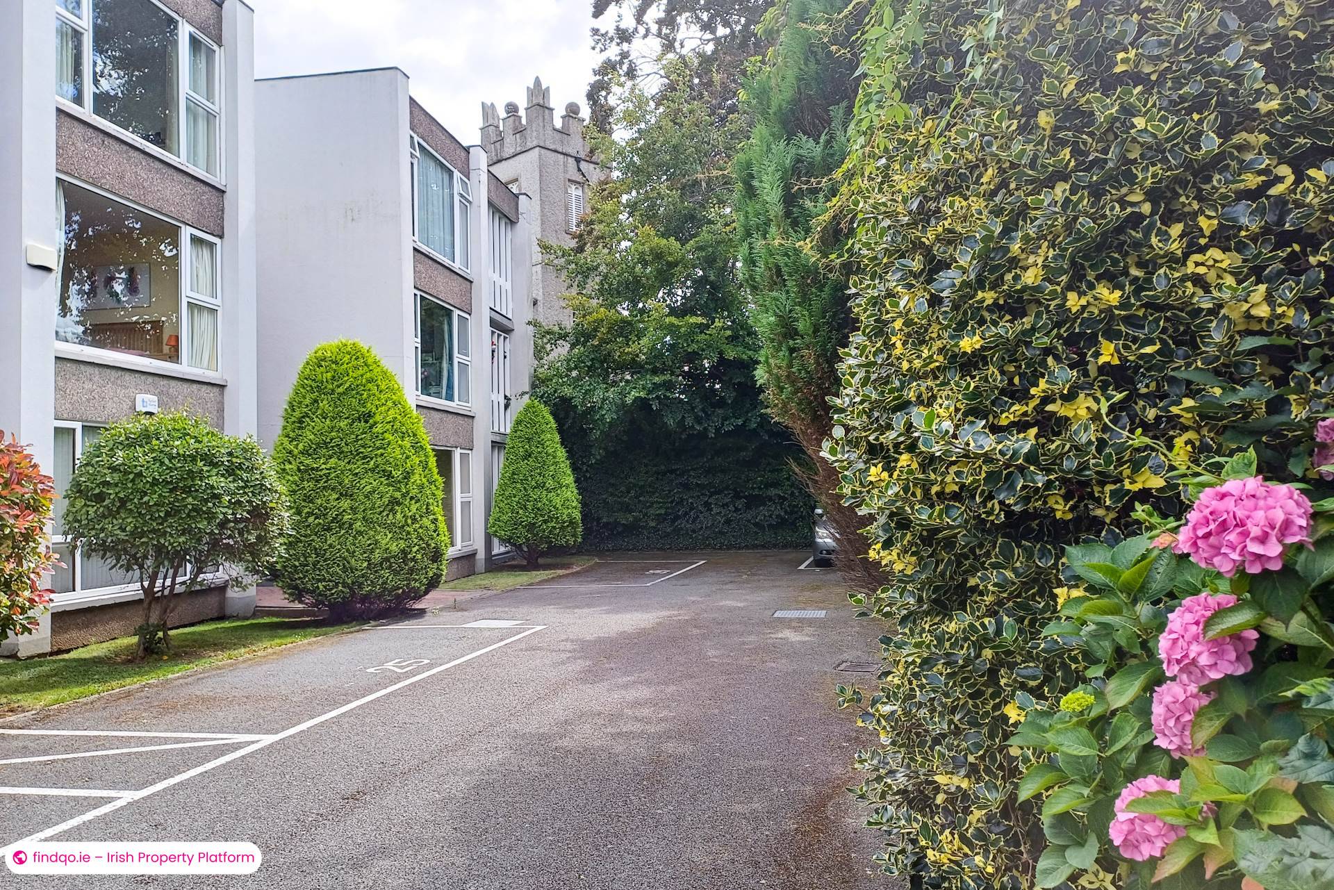 Apartment for Sale in Stillorgan, Dublin (County)