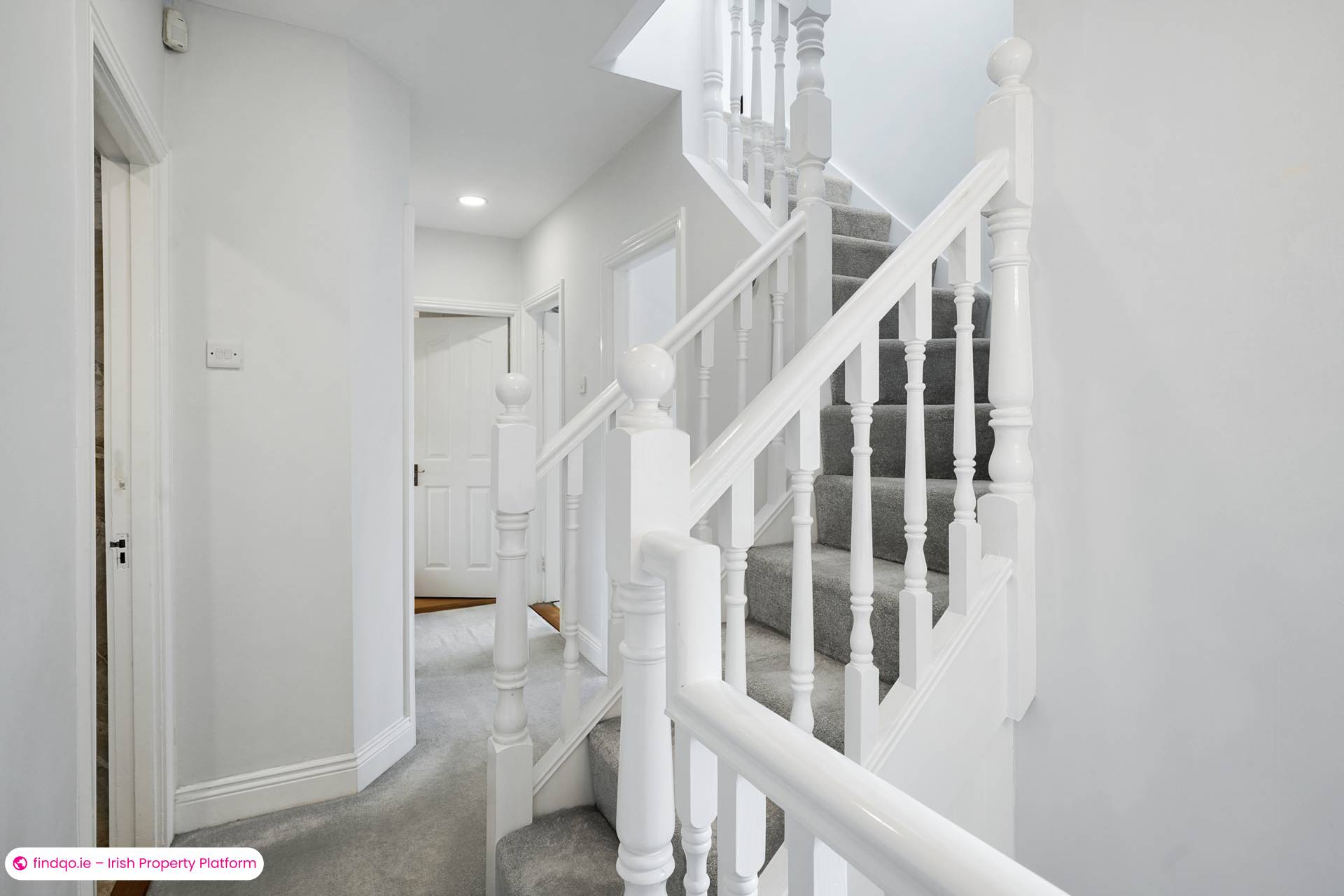Semi-detached house for Sale in Glenageary, Dublin (County)