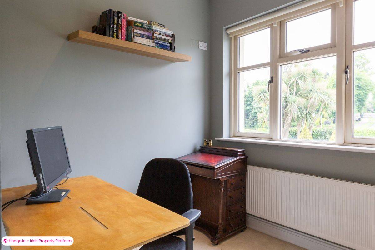 Detached house for Sale in Dublin 18