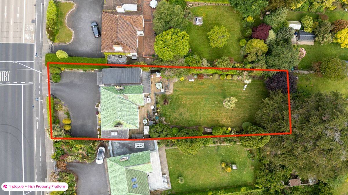 Detached house for Sale in Dublin 18