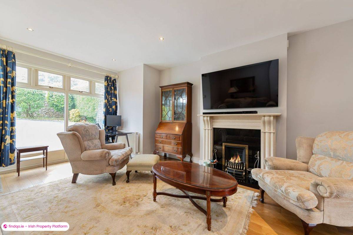Detached house for Sale in Dublin 18