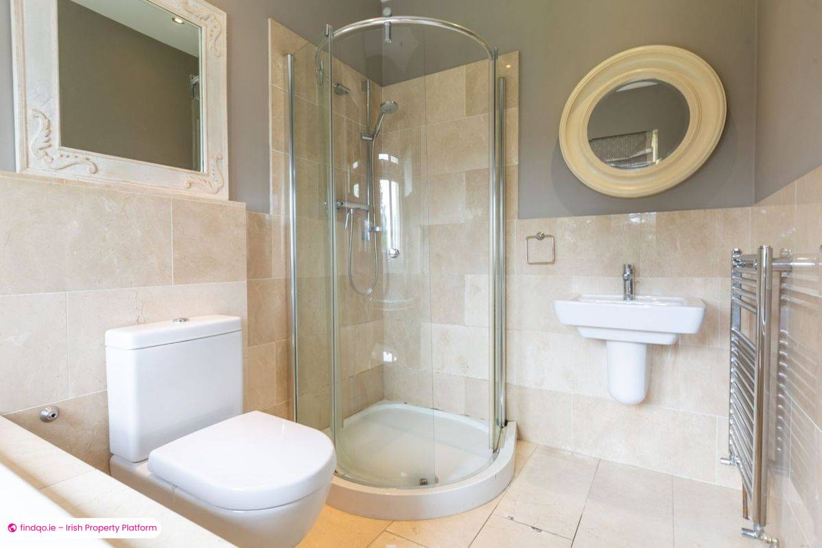 Detached house for Sale in Dublin 18