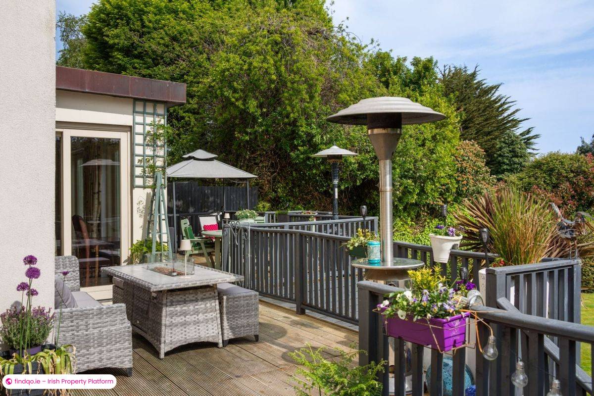 Detached house for Sale in Dublin 18