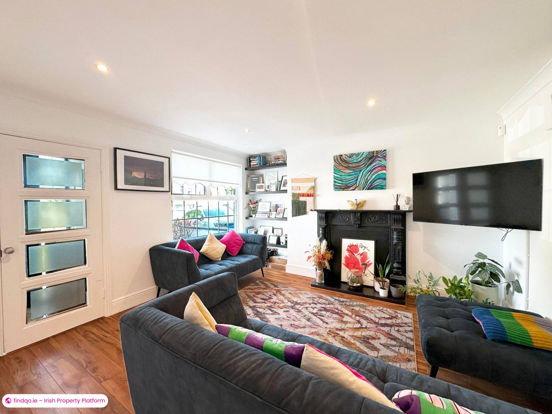 End of terrace house for Sale in Dublin 24
