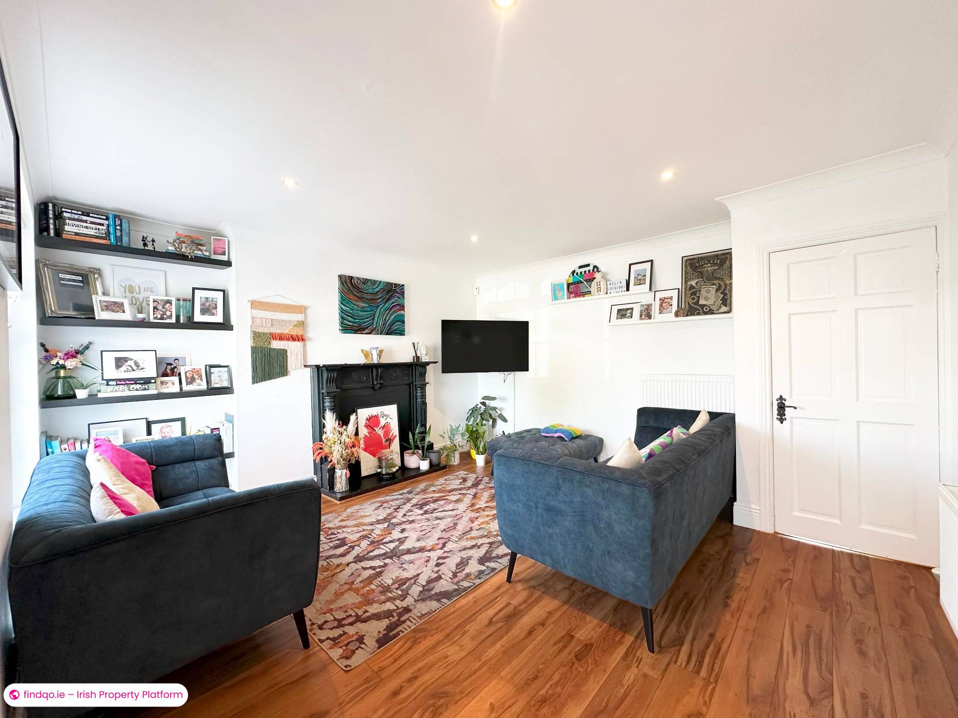 End of terrace house for Sale in Dublin 24