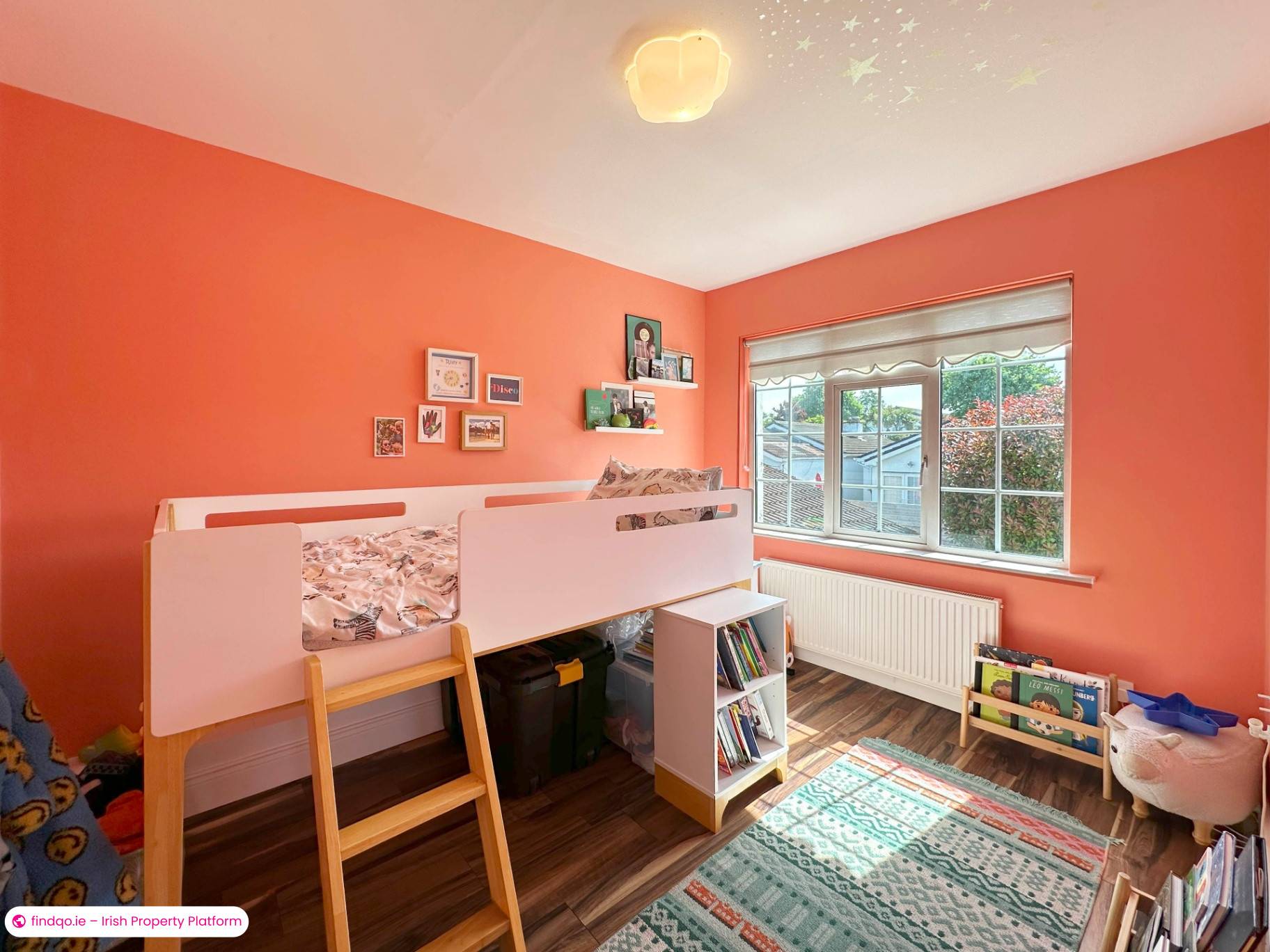End of terrace house for Sale in Dublin 24